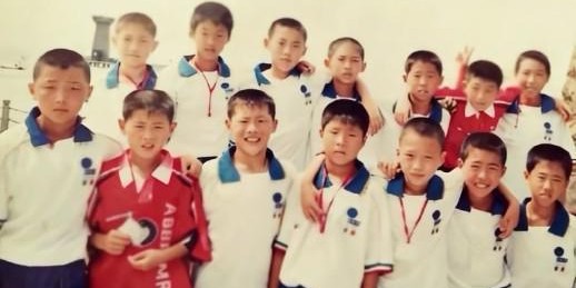 爱游戏体育官方入口-大连东北路小学即将迎来建校百年华诞，中国足协发送贺信